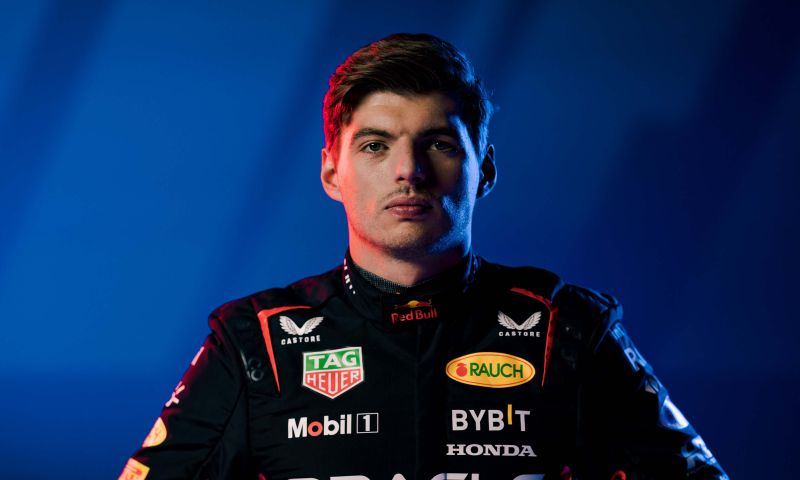 Verstappen wil in echte RB19 stappen