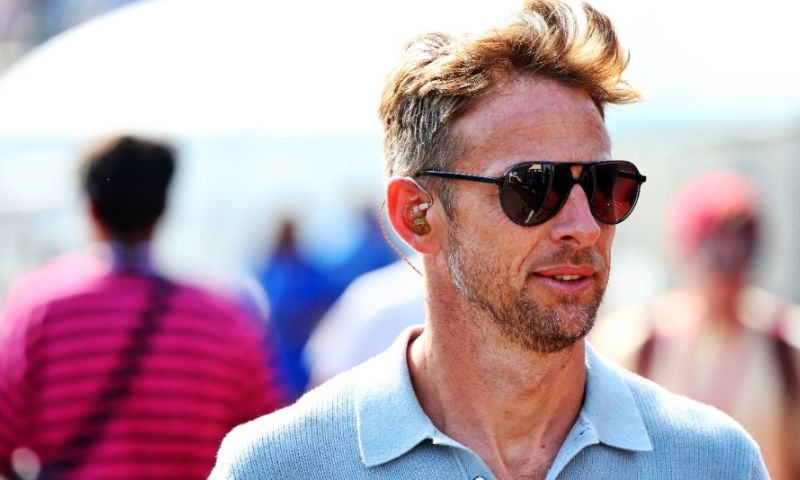 Button over Mercedes en Ferrari