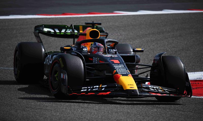 verstappen olielek testdagen