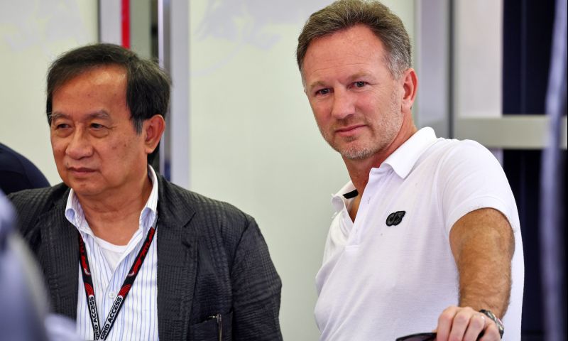 Horner gooit olie op vuur Red Bull Mercedes