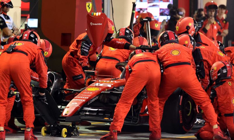 ferrari stelt gridstraf leclerc uit tot na jeddah