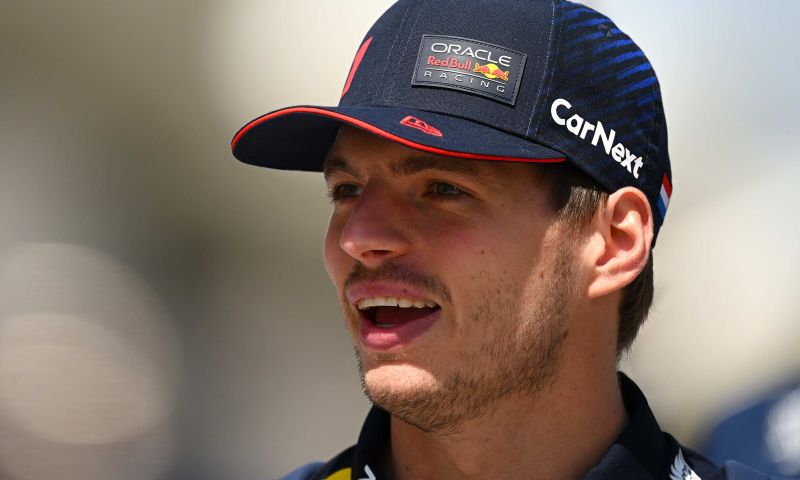 verstappen landt in saoedi arabie