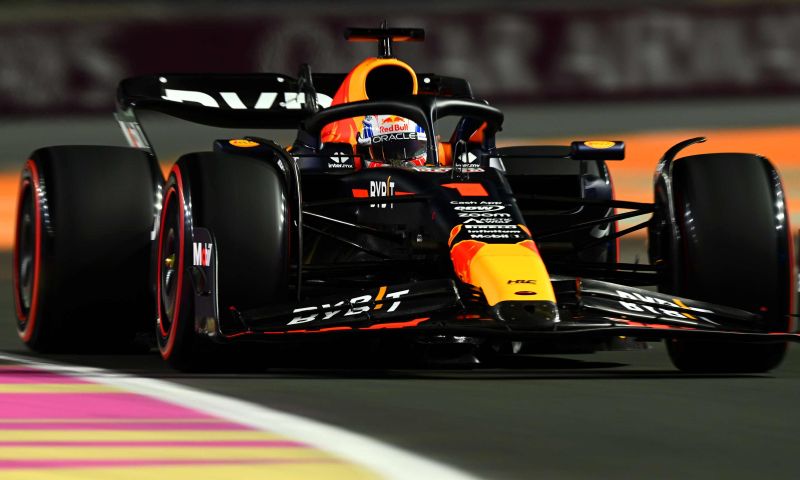 Verstappen strandt in Q2 motorproblemen Red Bull