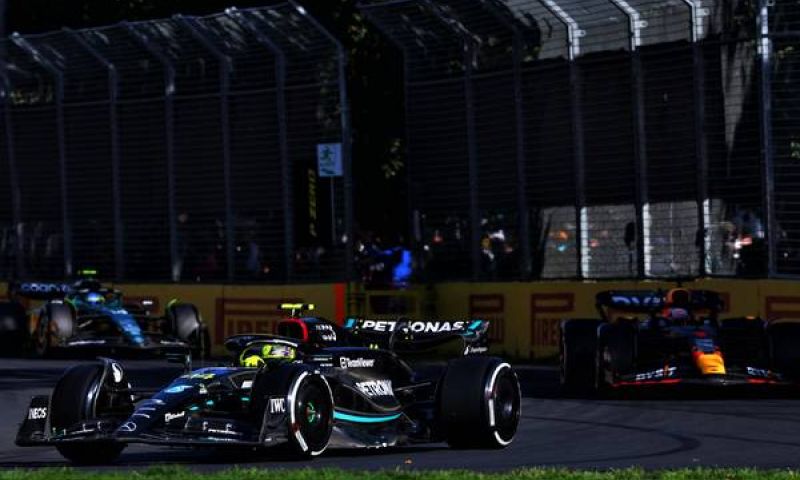 Hamilton behaalt eerste F1-podium van 2023