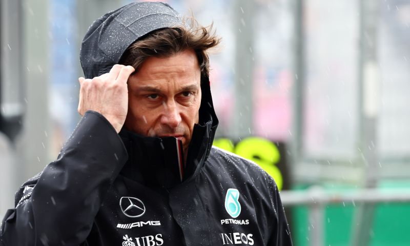 wolff verbijsterd over snelheid red bull met drs 