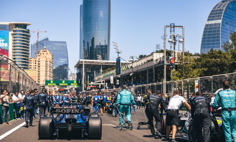 La F1 aspetta la FIA: solo l'approvazione del nuovo formato del weekend poco prima di Baku