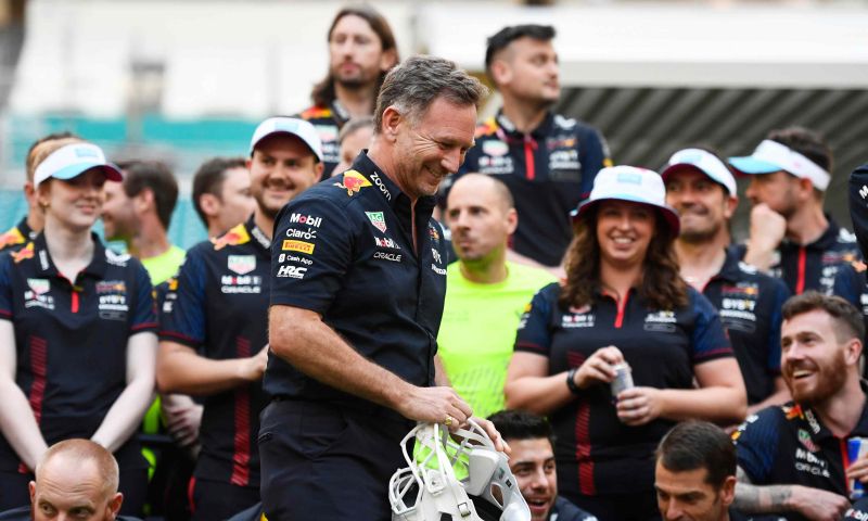 horner gaat in op updates mercedes