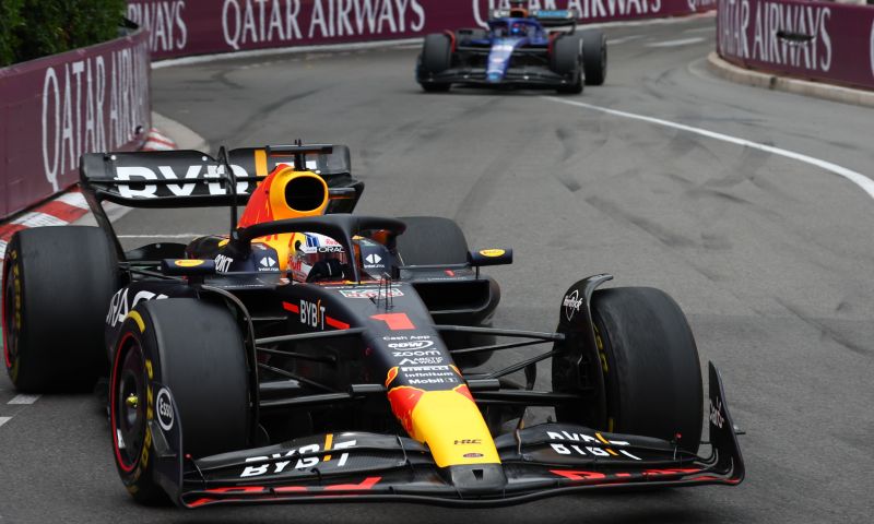 Max Verstappen overtakes Sebastian Vettel at Red Bull