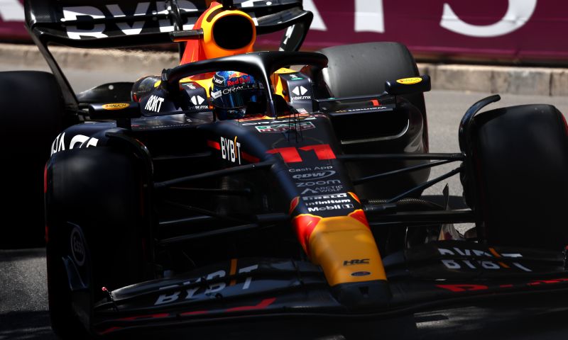 Martin Brundle sulla battaglia tra Max Verstappen e Sergio Perez.