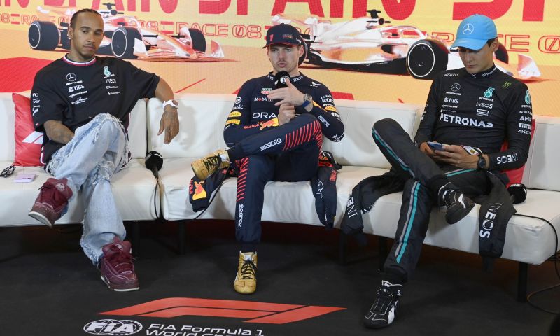 red bull verstappen perez back to puma for shoes