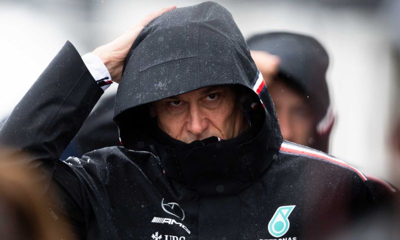 wolff dementiert marko-suggestion über schumacher