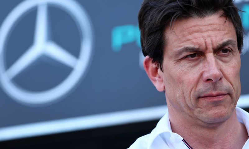 Wolff expects small success chance for Red Bull in 2026