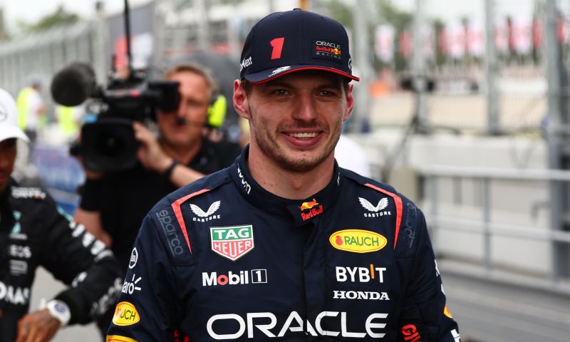 Max Verstappen inizia la gara sprint dalla P1