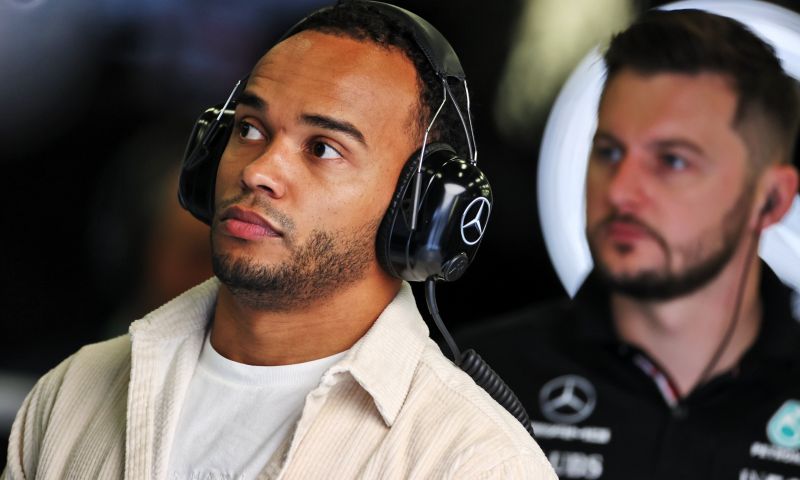 Le petit frère d'Hamilton plaisante sur Instagram avec son passage chez Mercedes F1