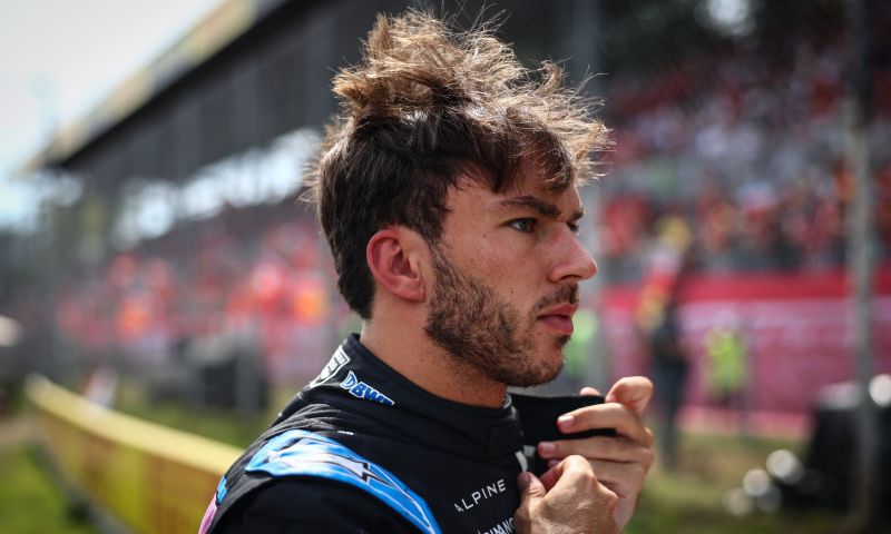 Secondo Gasly, i tifosi dovrebbero dare spazio ai piloti di F1: Anche bussando alle porte