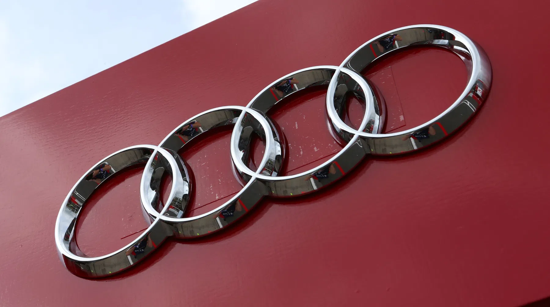 audi rumour quits f1 porsche takes over