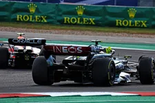 Thumbnail for article: La Mercedes ammette l'errore: "Avremmo dovuto far rientrare Hamilton".