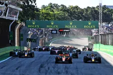 Thumbnail for article: Voor welke strategie kiest Red Bull? Deze banden heeft Verstappen nog over