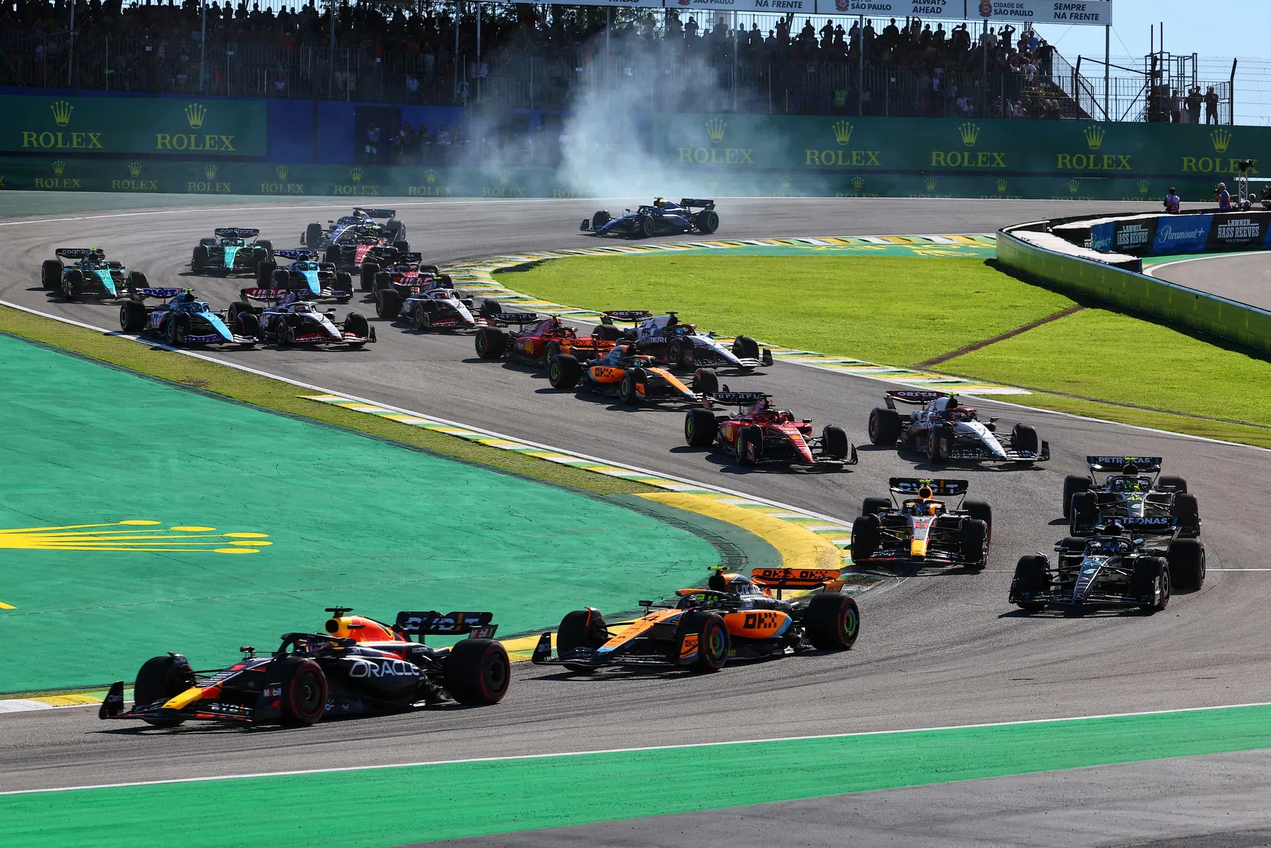 Teams in talks for new F1 sprint format change