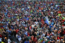 Thumbnail for article: Stewards verplichten GP Brazilië en FIA onderzoek te doen na wangedrag fans