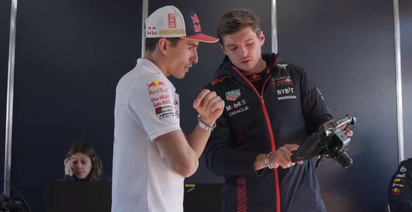 Verstappen in modalità Maxplaining a Marc Marquez