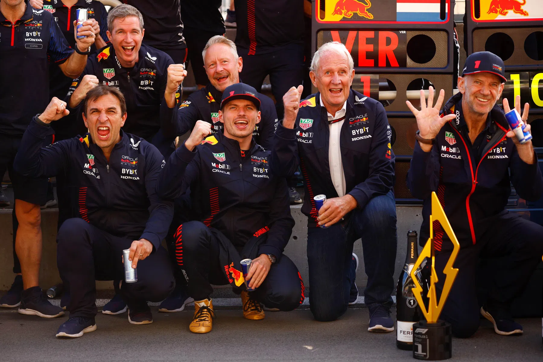 helmut marko longer at red bull win in f1 max verstappen