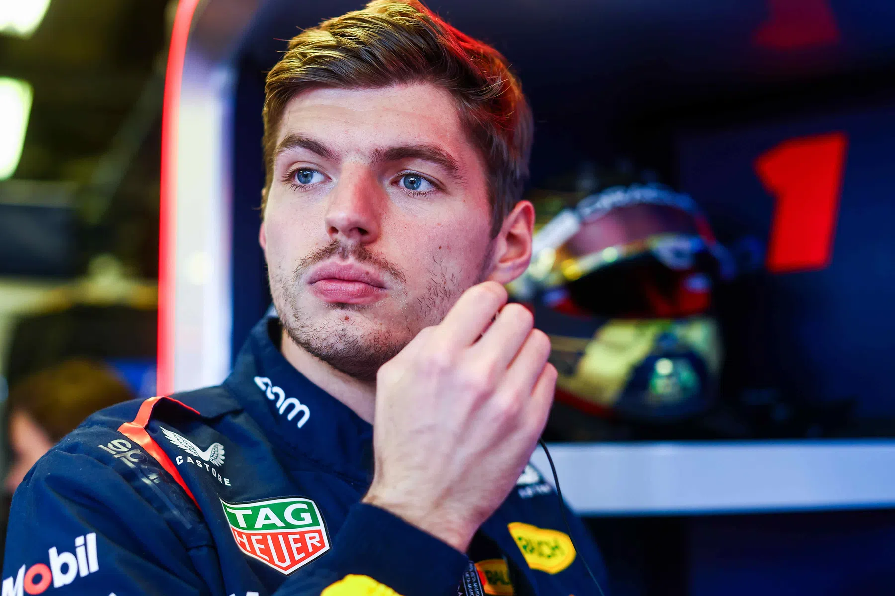 reaction verstappen after real racers never quit