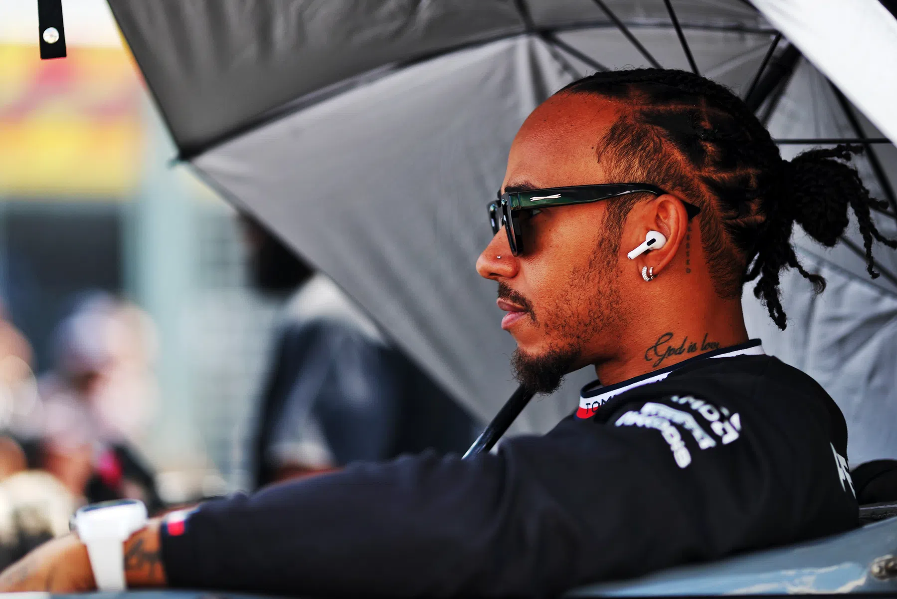 mercedes thinks Hamilton compulsively wants to win