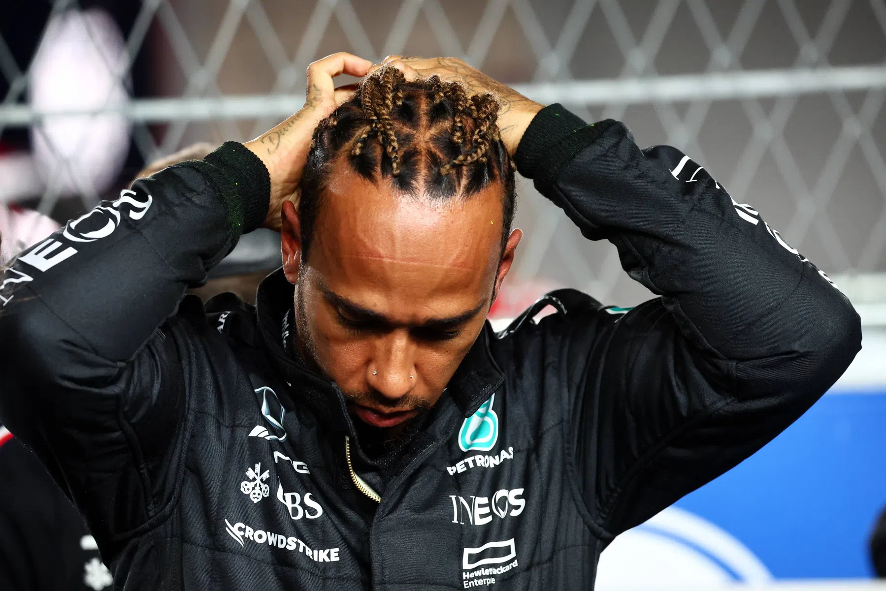 w14 problem for lewis hamilton appears to be solved