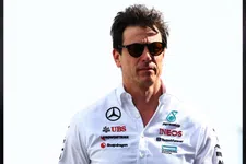 Thumbnail for article: Wolff would love to get Verstappen: 'For him I'll do a handstand'