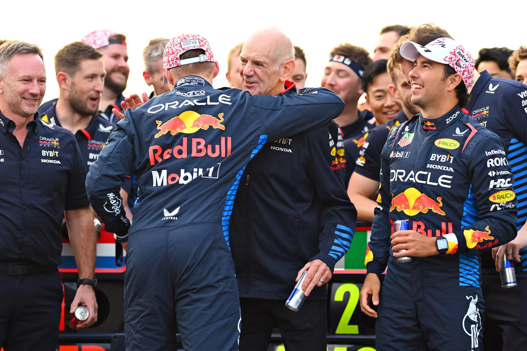 Horner riferisce che Newey rimarrà alla Red Bull Racing