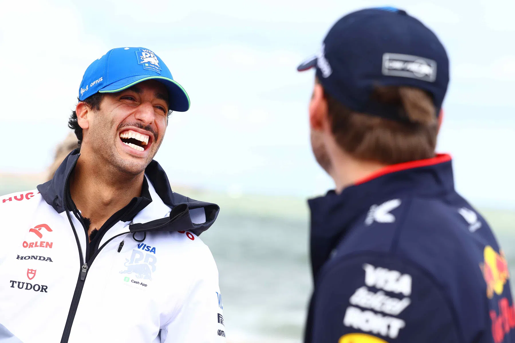 ricciardo ne craint pas le scénario de vries au visa cash app rb