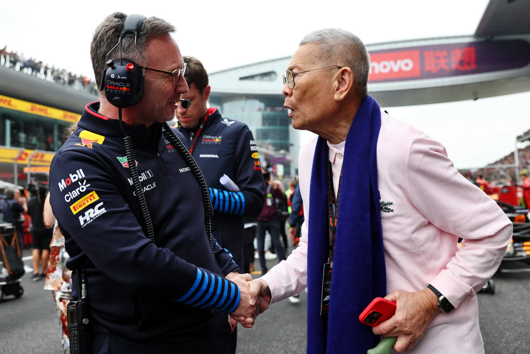 horner responds to wolff: max stays at red bull