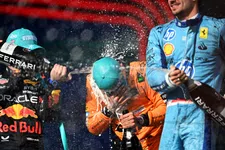 Thumbnail for article: Internet ziet Norris eerste zege pakken: 'De enige die Verstappen het gunt!'