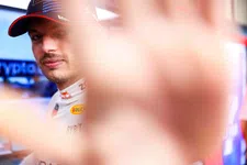 Thumbnail for article: Verstappen enigszins geïrriteerd: 'Zo lijkt het wellicht van de buitenkant'