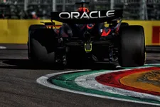 Thumbnail for article: Volledige snelheid Verstappen onbekend door rode vlag in VT3