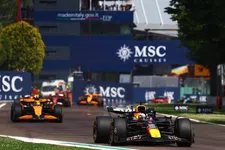 Thumbnail for article: Verstappen ontvangt mooi compliment van McLaren-teambaas: 'Verbluffend'