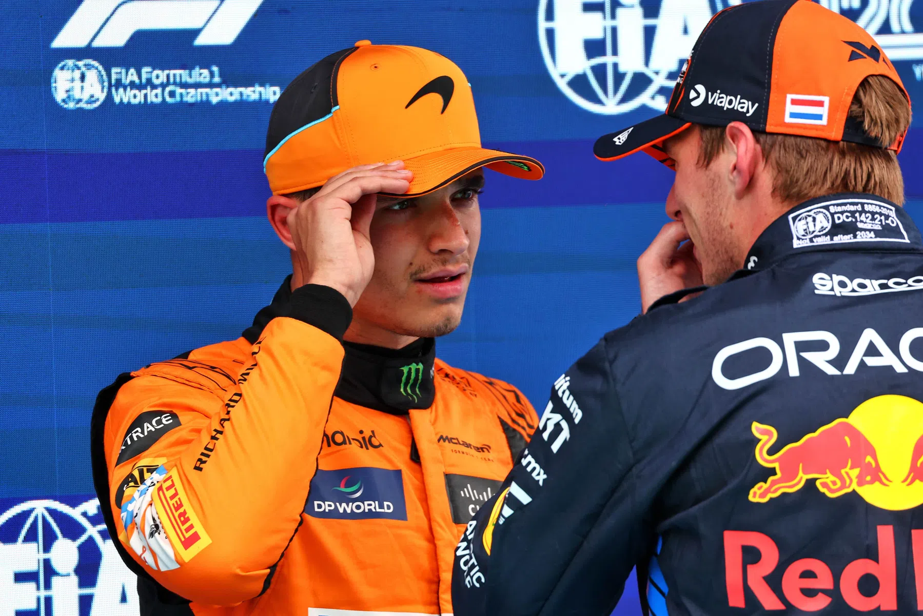 Verstappen kann es kaum glauben, wenn er Strafe hört