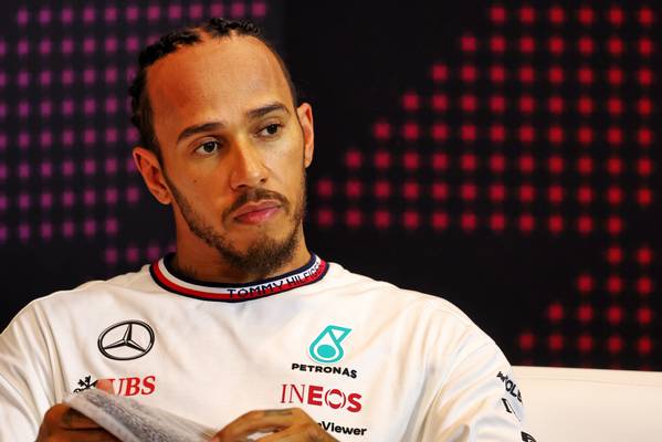 hamilton will red bull und sergio perez beim spanien-gp ausnutzen