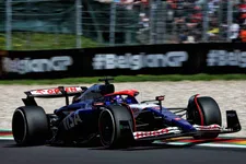 Thumbnail for article: VCARB bezig met polijsten 'ruwe diamant' Tsunoda: 'Ricciardo helpt daarbij'