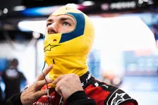 Thumbnail for article: Gasly weigert het op te nemen voor Perez: 'Totaal verschillend'