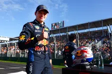 Thumbnail for article: Dit is hoe de simrace set-up er bij Verstappen thuis uitziet