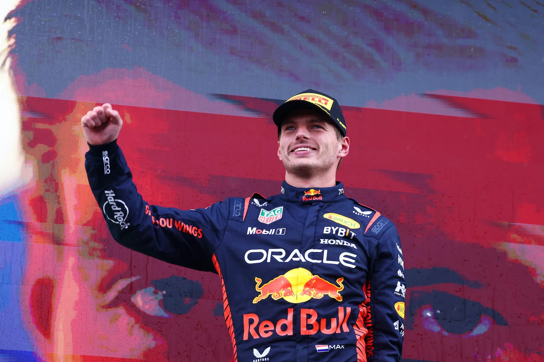 Verstappen gelijk met Formule 1-legende bij winst in Zandvoort 