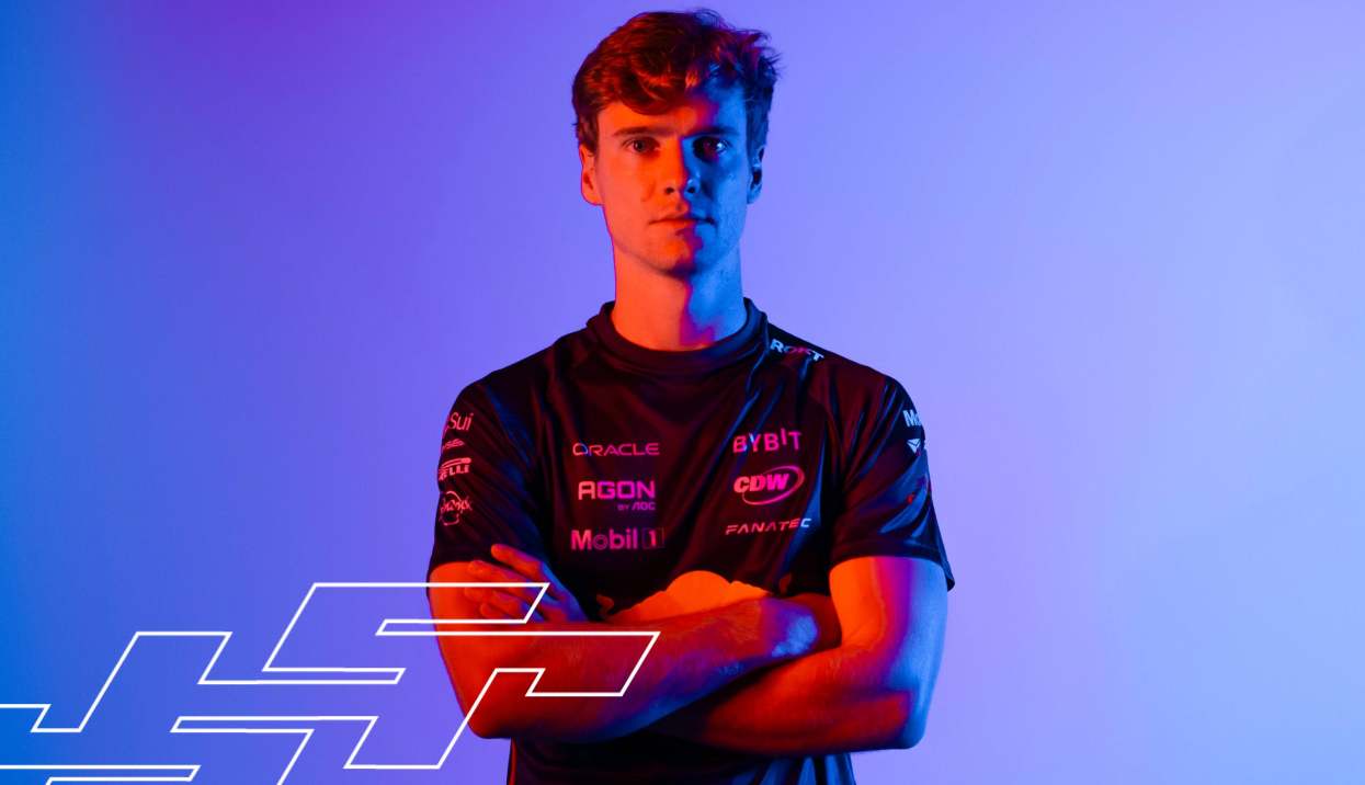 Jarno Opmeer naar Red Bull Sim Racing vanuit Mercedes