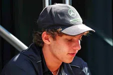 Thumbnail for article: Mercedes: 'Besluit over Antonelli staat los van afzien van Verstappen'