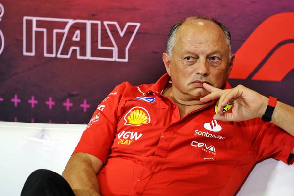 Vasseur diskutiert nach dem Ferrari-Sieg in Monza über Upgrades