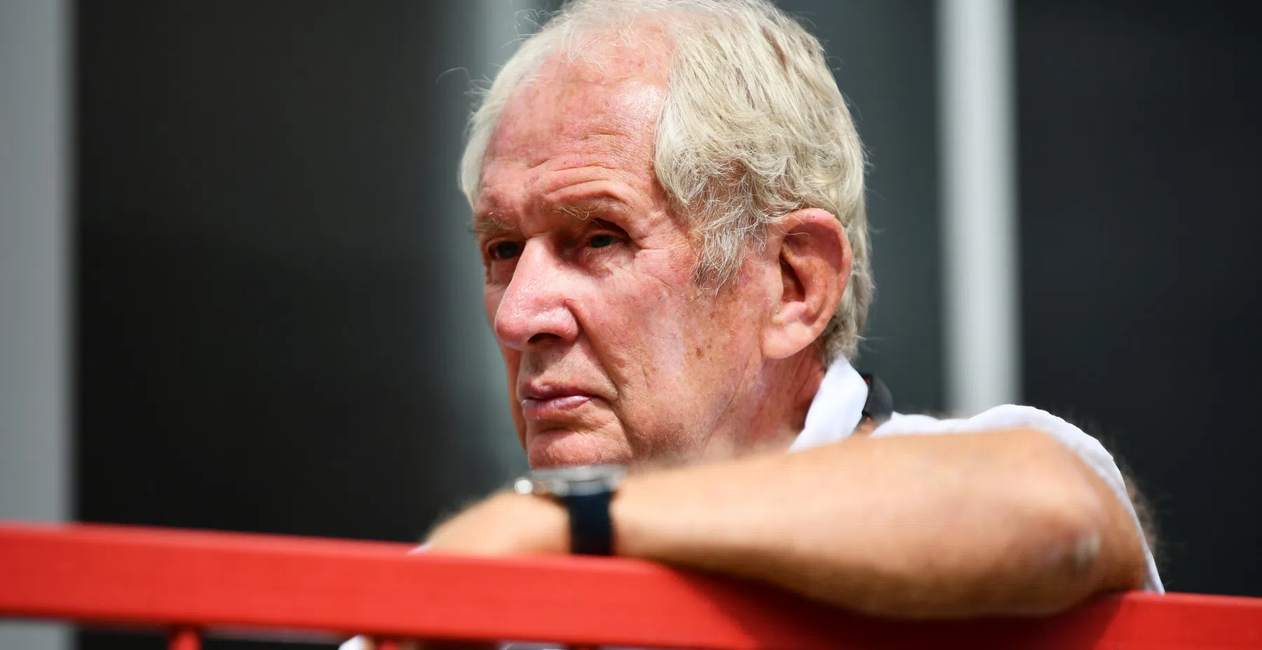 Helmut Marko vertelt waarom Max Verstappen langzamer was dan Perez