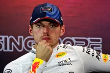 Thumbnail for article: Max Verstappen scherzt auf seinem Live-Stream': 'That's f***ed!'