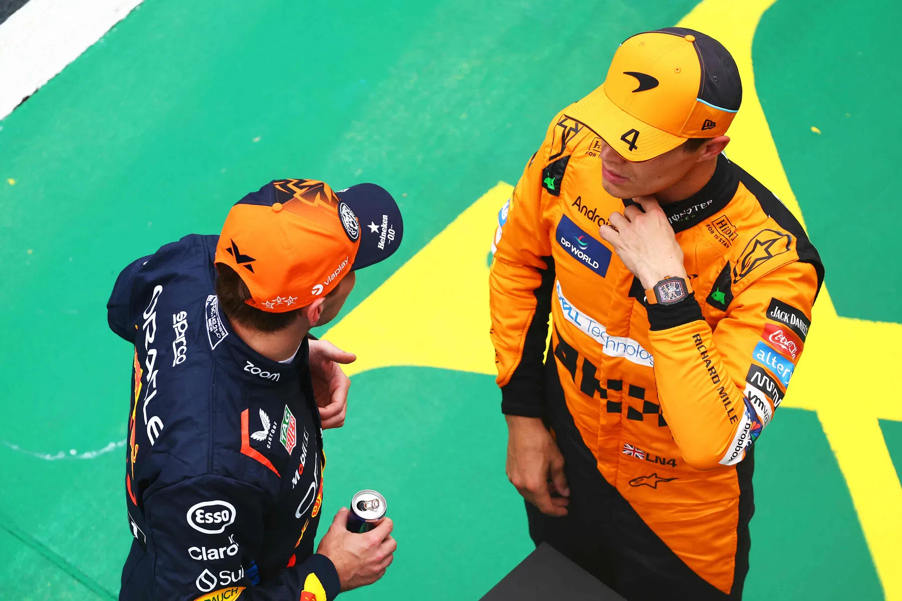 Damon Hill denkt dat positie Verstappen beter is dan die van Norris