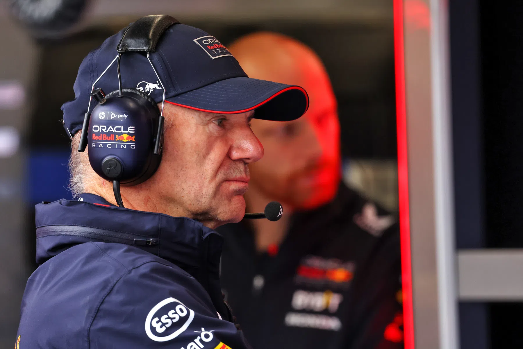 newey gaat langer door bij red bull en werkt aan de hypercar